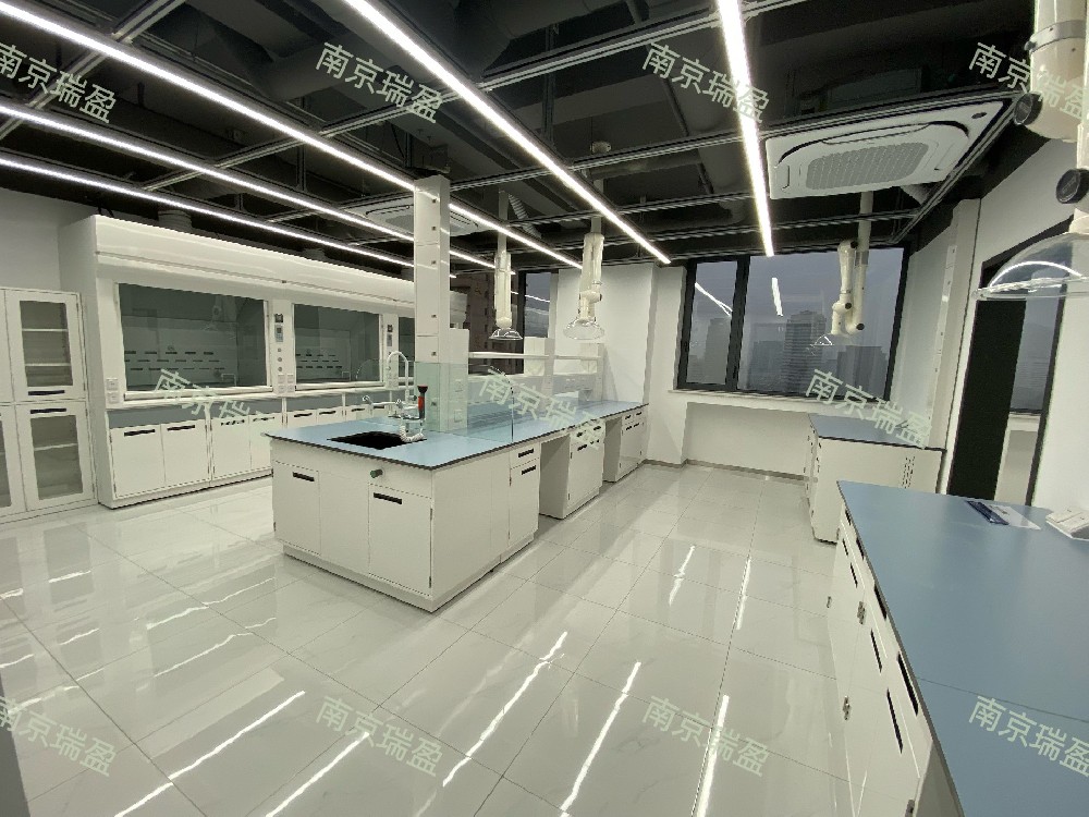实力加持，再添佳绩！|祝贺我司南京大学科学楼12-14楼规划改造北侧三层实验室专用配套设备系统采购与安装项目成功通过验收。